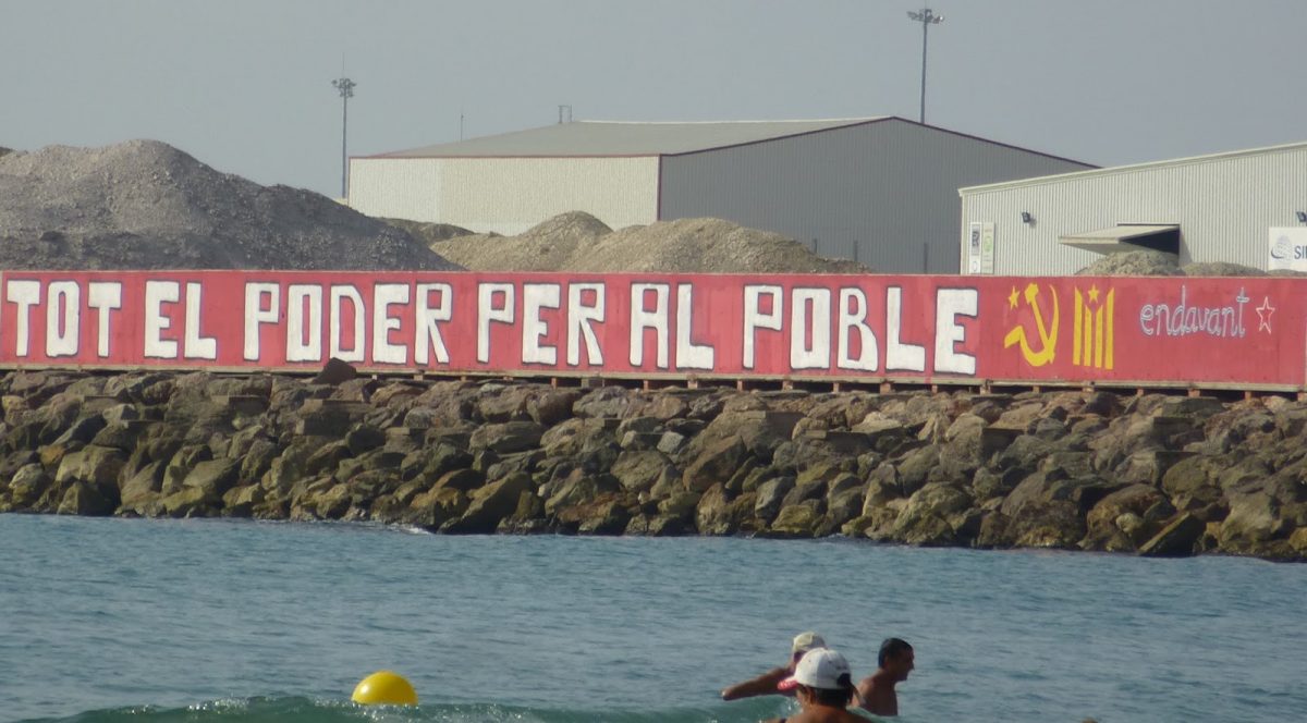 [Castelló de la Plana] MURAL: "tot el poder per al poble"