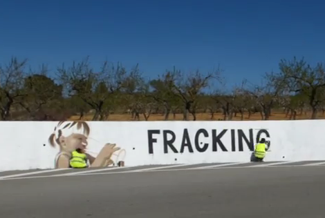 Mural contra el fracking al Maestrat