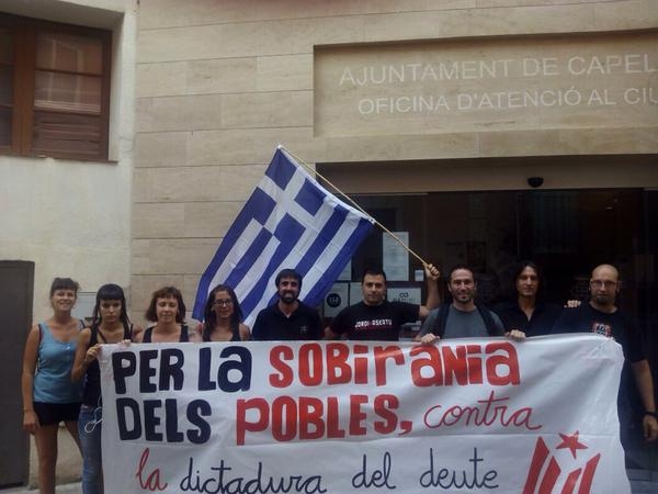 Per la sobirania dels pobles i els drets de la classe treballadora, tot el nostre suport al poble grec i tot el nostre rebuig a la dictadura de la Unió Europea